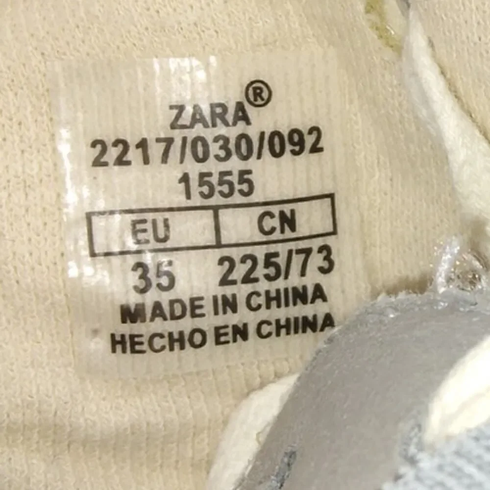 Zara Womens Pre-owned Designer Pearl Gray Lace-up Easy Close Sneakers - sz. 4